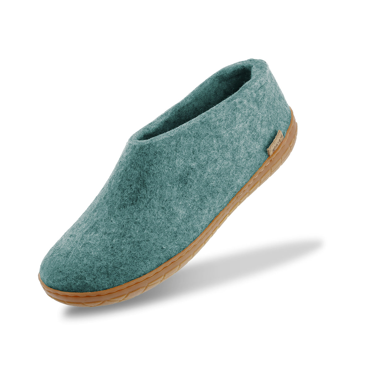 Shoe with natural rubber sole honey North Sea –