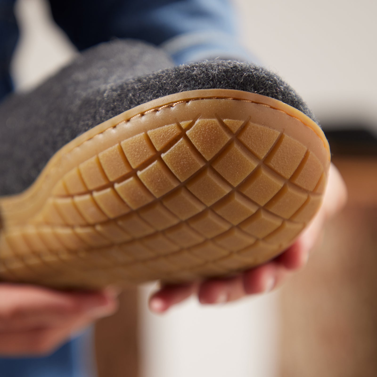 Natural rubber sole shoes clearance